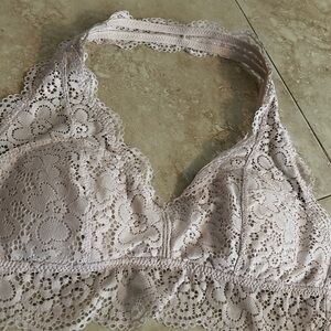 🤍🪽☁️aerie beautiful halter padded bralette